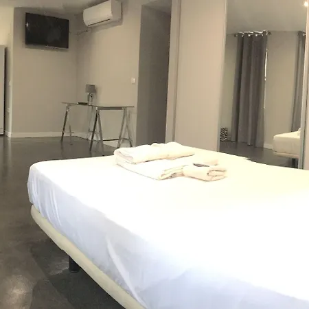 호텔 Welldone Sierpes Boutique *